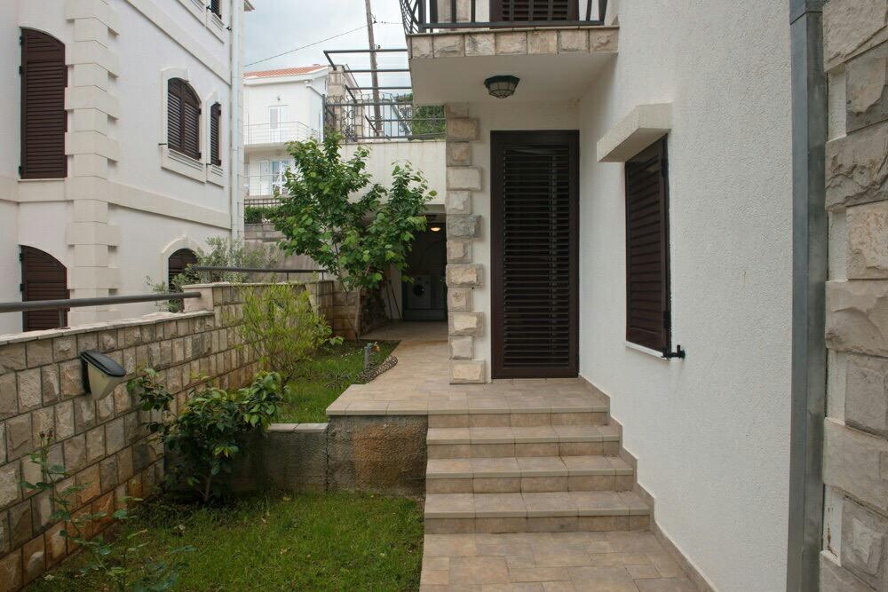 Villa Julia Петровац Экстерьер фото