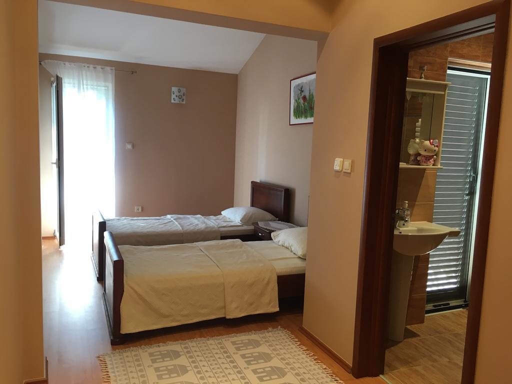Villa Julia Петровац Экстерьер фото